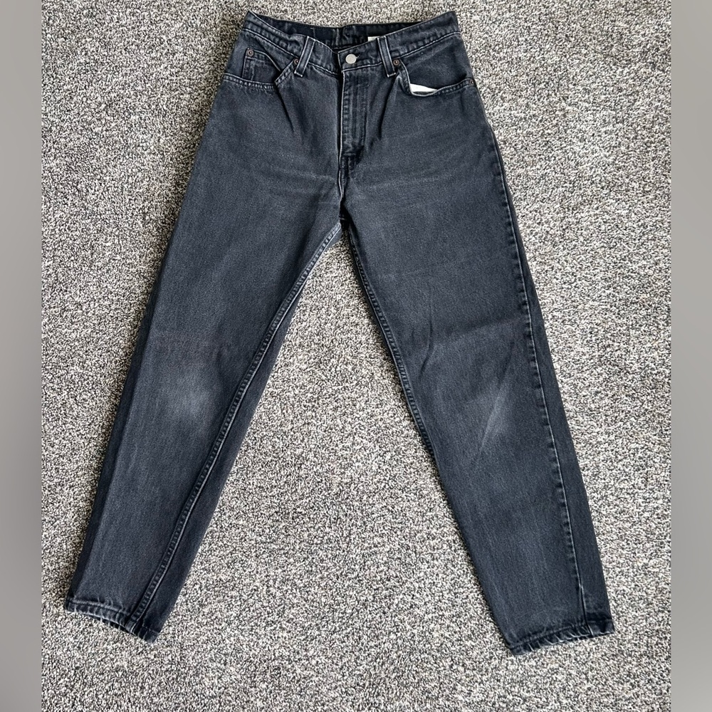 Vintage Levi’s 950 Relaxed Fit Tapered Leg Jeans Black High Rise 28x27.5
